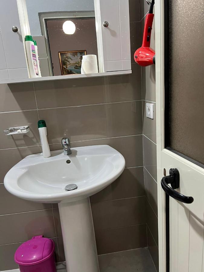 Hotel Ziku Δυρράχιο Εξωτερικό φωτογραφία
