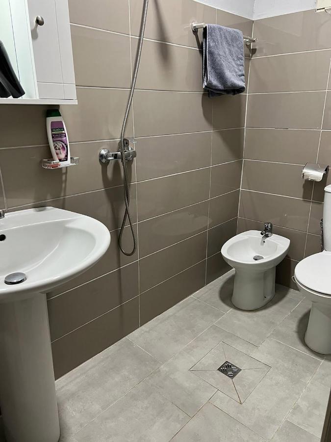 Hotel Ziku Δυρράχιο Εξωτερικό φωτογραφία