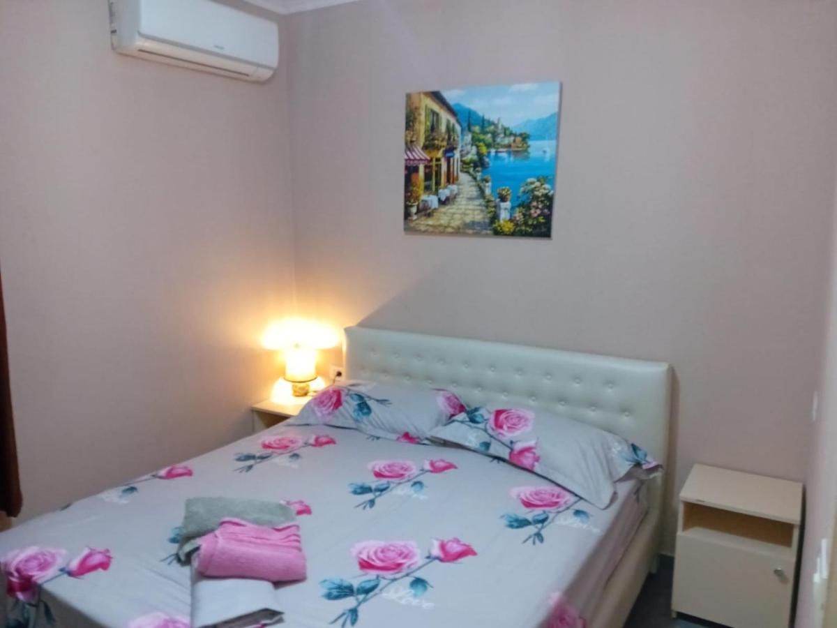 Hotel Ziku Δυρράχιο Εξωτερικό φωτογραφία